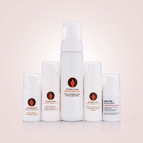 Package with 5 products for whitening treatment for normal skin
